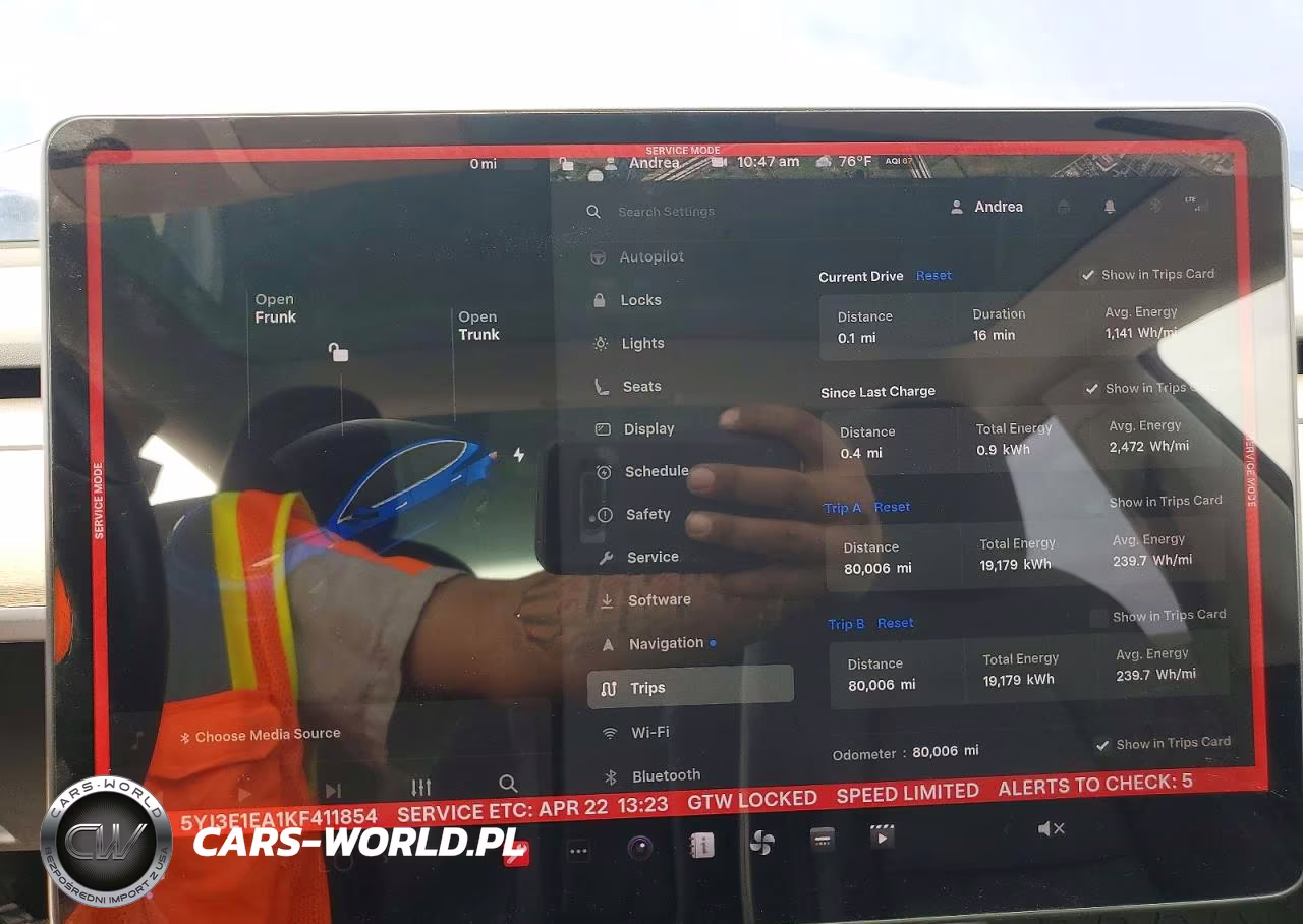 2019 Tesla Model 3 VIN:5YJ3E1EA1KF411854 - 9