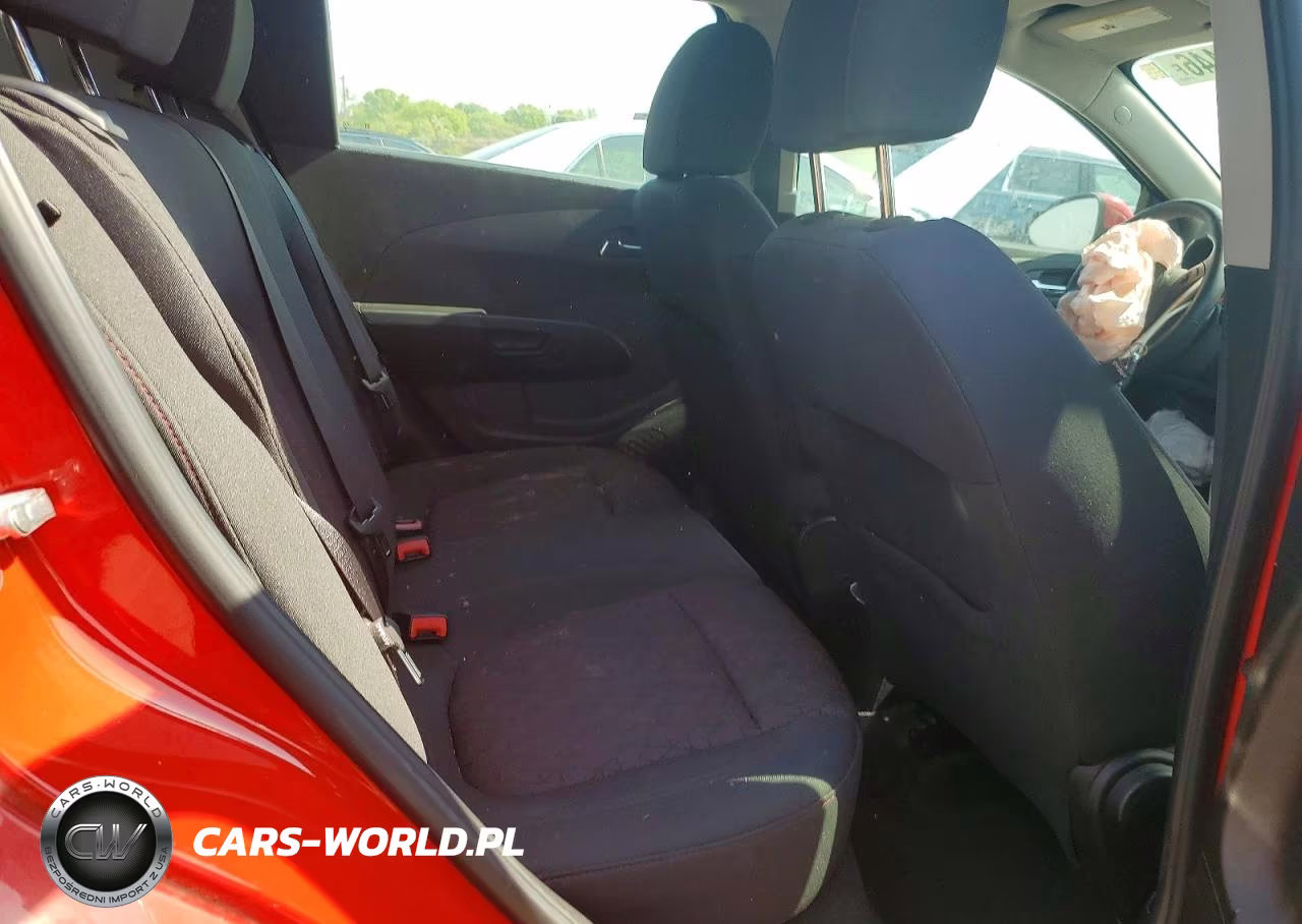 2019 Chevrolet Sonic Lt VIN:1G1JD6SB4K4108734 - 10