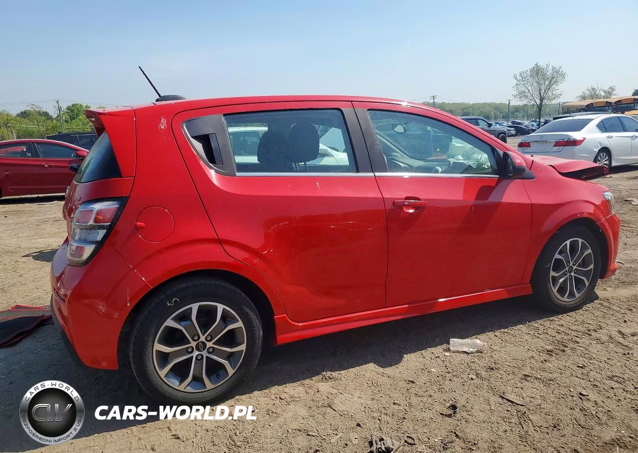 2019 Chevrolet Sonic Lt VIN:1G1JD6SB4K4108734 - 3