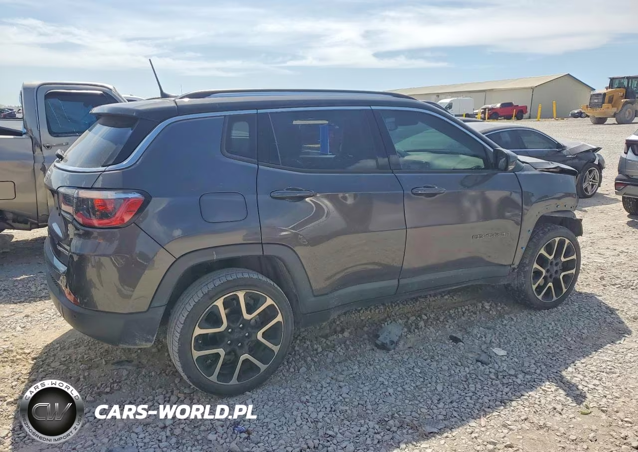 2018 Jeep Compass Limited VIN:3C4NJDCB3JT176892 - 3