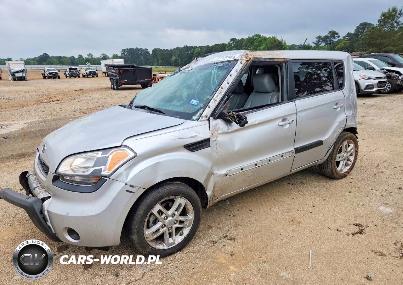 2011 Kia Soul +