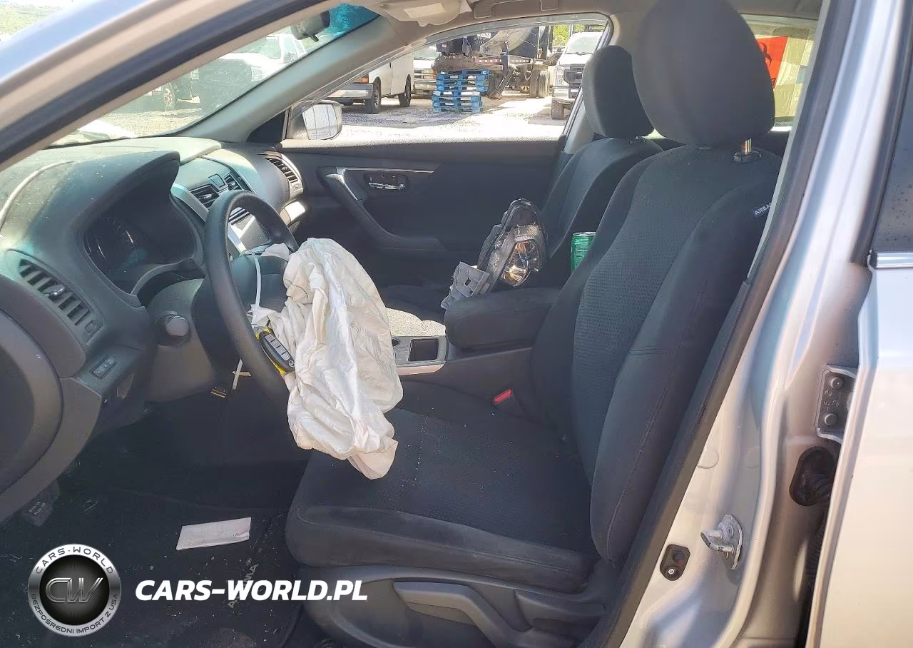 2015 Nissan Altima 2.5 VIN:1N4AL3AP3FC181777 - 7