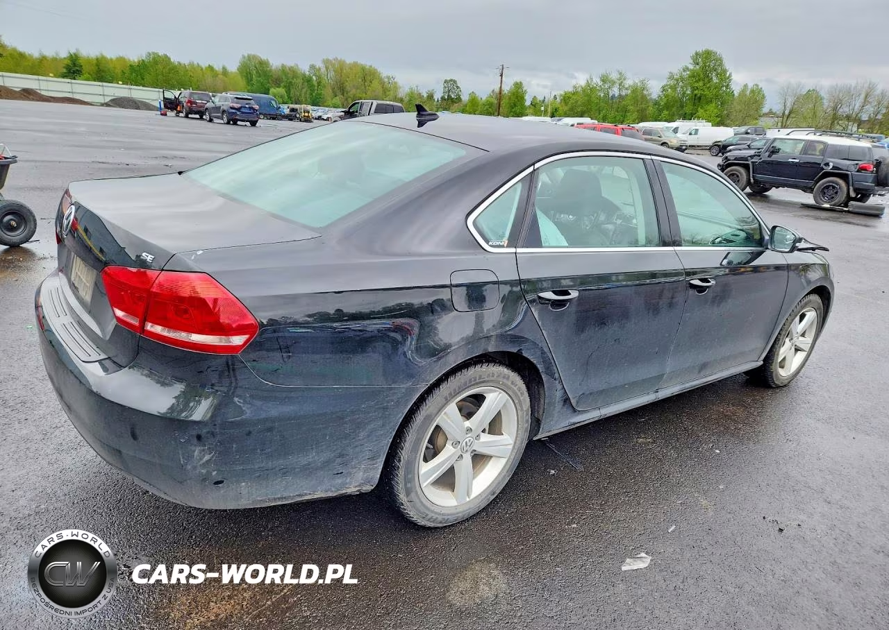 2015 Volkswagen Passat Se VIN:1VWBV7A32FC118194 - 3