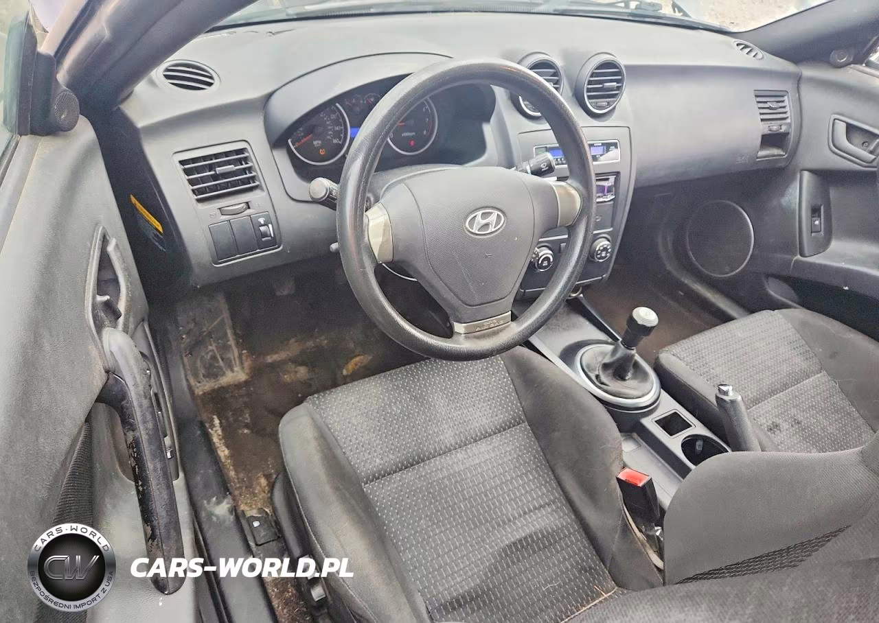 2008 Hyundai Tiburon Gs VIN:KMHHM66D18U283027 - 8