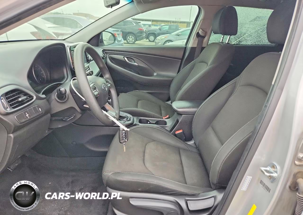 2018 Hyundai Elantra Gt Base VIN:KMHH35LE6JU025246 - 7