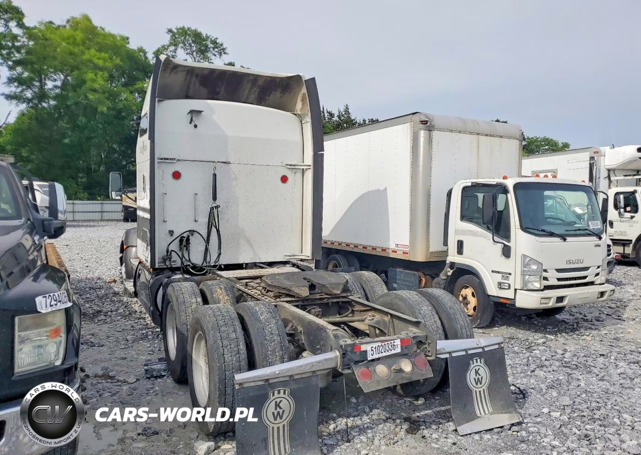 2013 Kenworth Constructi - Semi Truck VIN:1XKAD49X0DJ363533 - 3