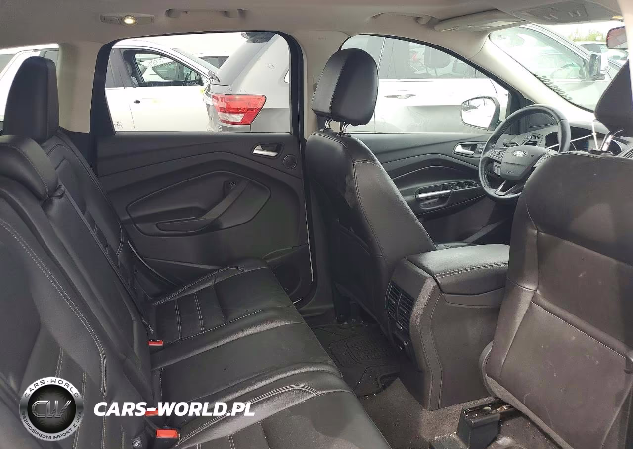 2017 Ford Escape Se VIN:1FMCU9GD0HUA60455 - 10