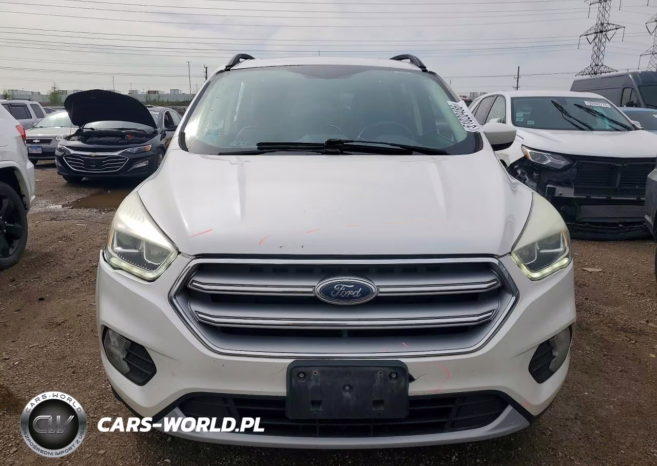 2017 Ford Escape Se VIN:1FMCU9GD0HUA60455 - 5