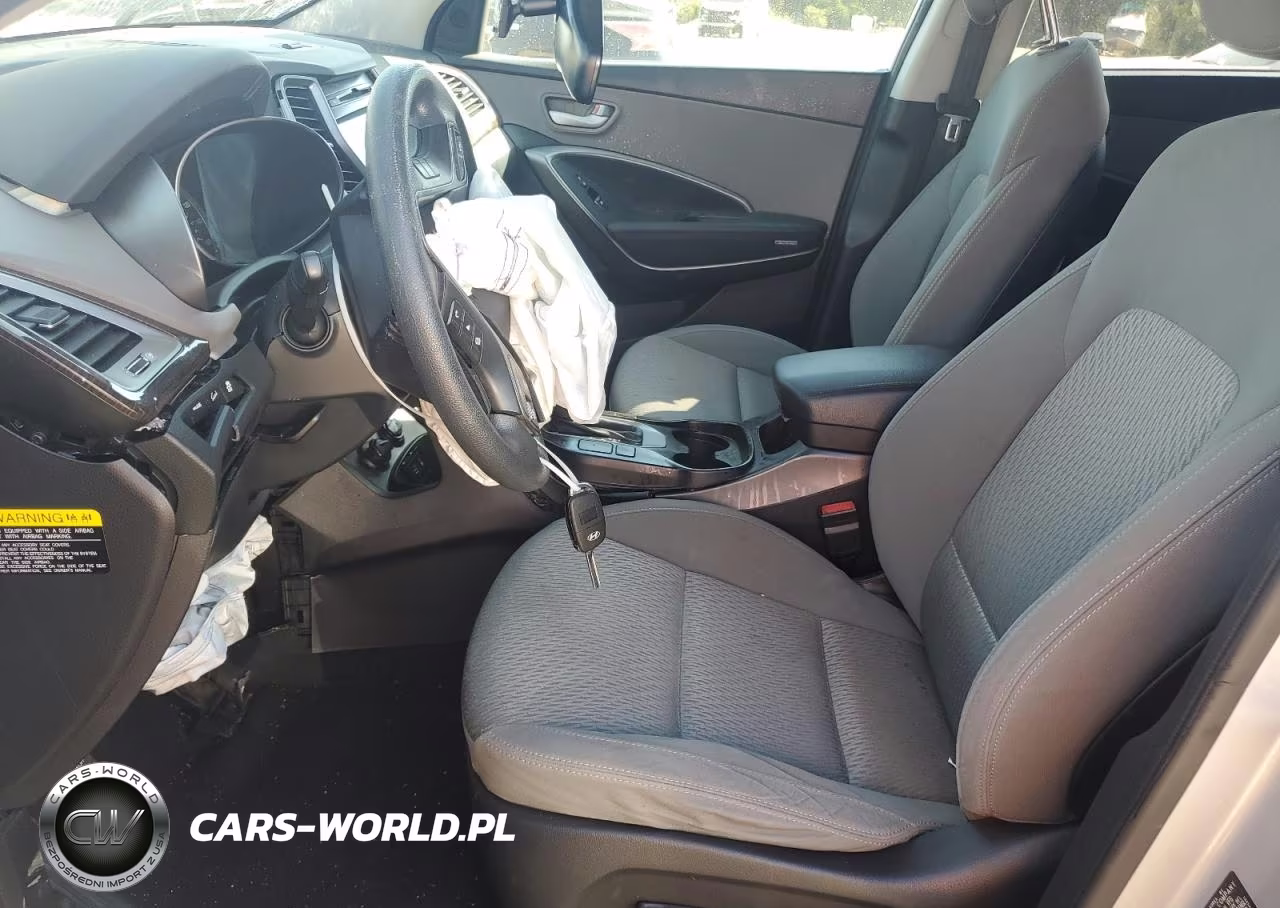 2017 Hyundai Santa Fe Se VIN:KM8SMDHF3HU244433 - 7