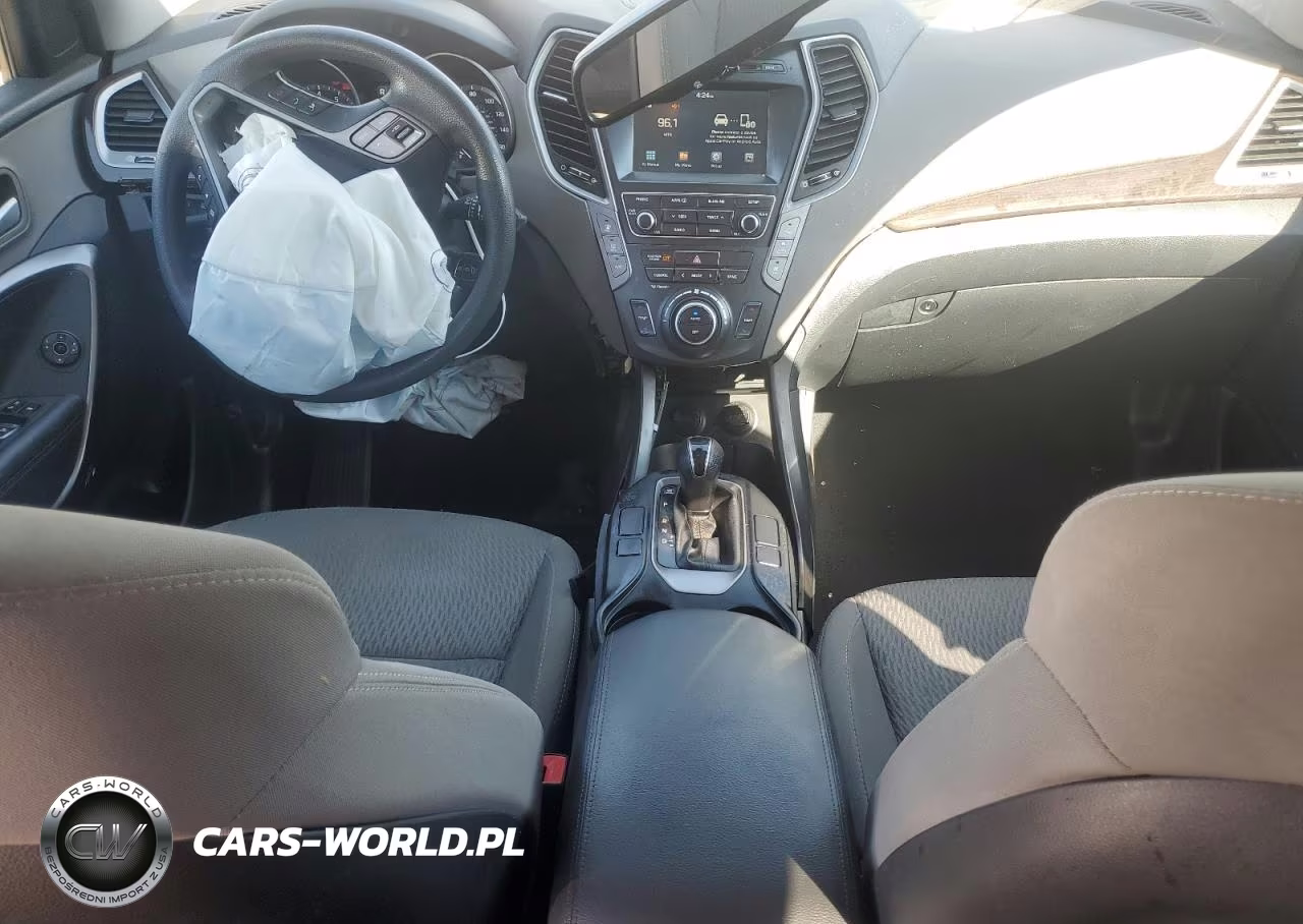 2017 Hyundai Santa Fe Se VIN:KM8SMDHF3HU244433 - 8