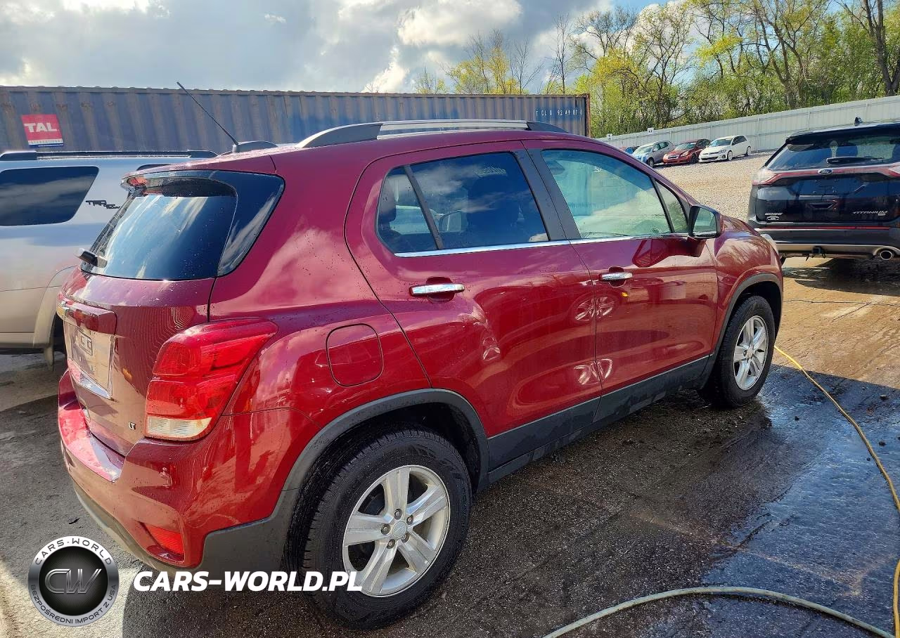 2018 Chevrolet Trax 1Lt VIN:3GNCJLSB2JL408876 - 3