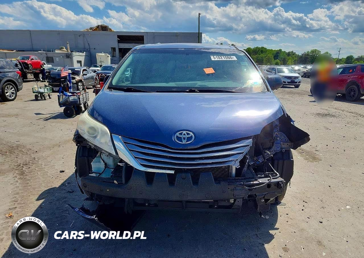 2015 Toyota Sienna Xle 8-Passenger VIN:5TDYK3DC0FS536004 - 5