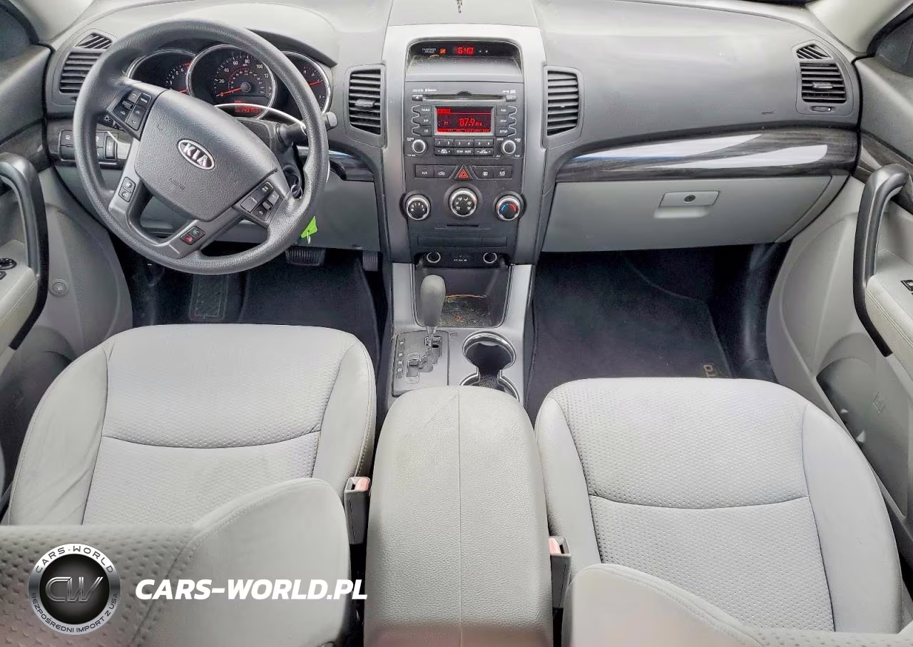 2011 Kia Sorento Lx VIN:5XYKT4A27BG149736 - 8