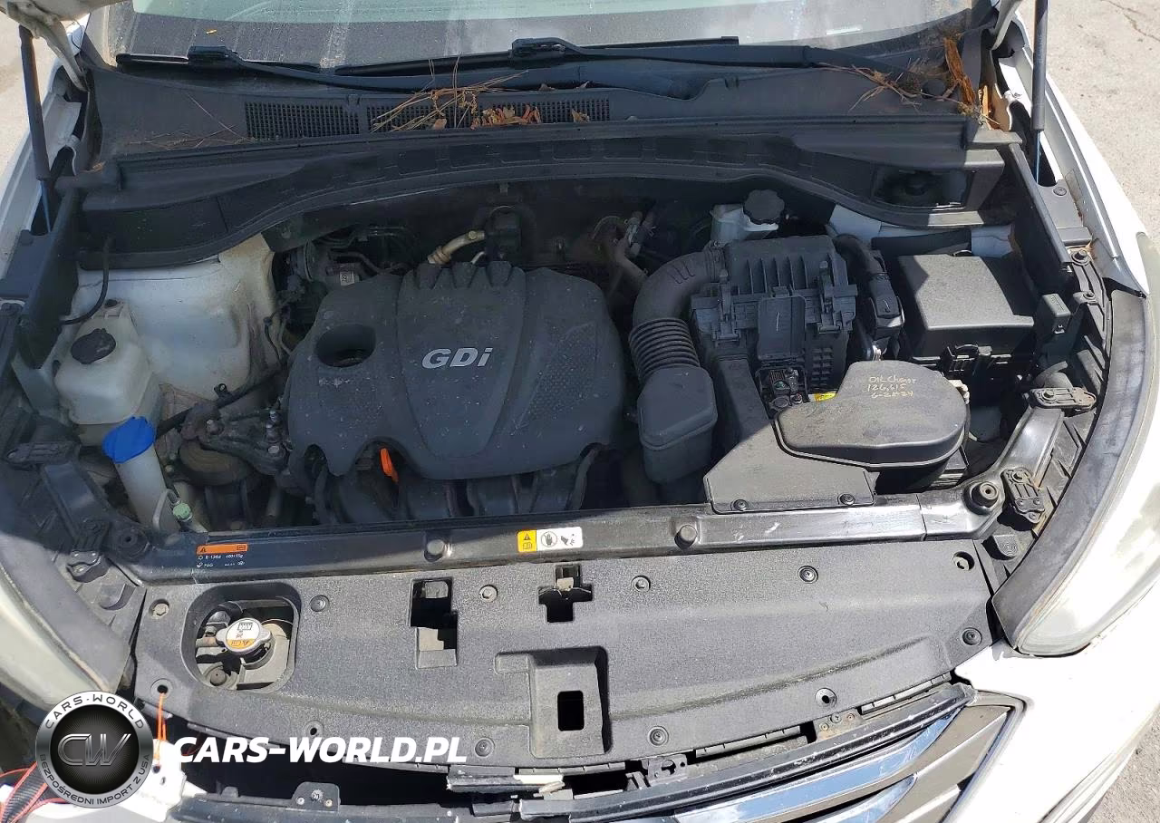 2014 Hyundai Santa Fe Sport 2.4L VIN:5XYZU3LB1EG178303 - 12