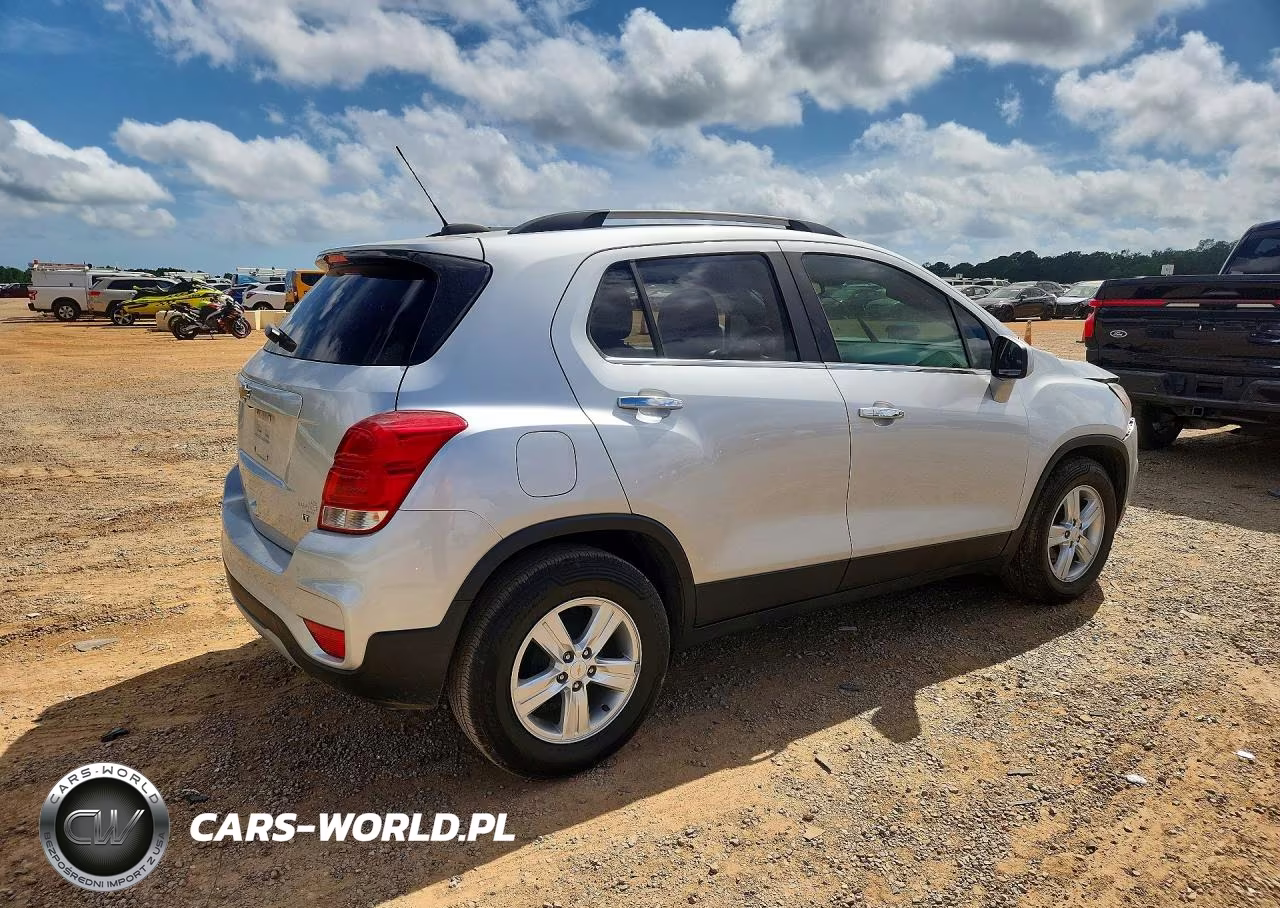 2020 Chevrolet Trax 1Lt VIN:KL7CJLSB4LB038444 - 3
