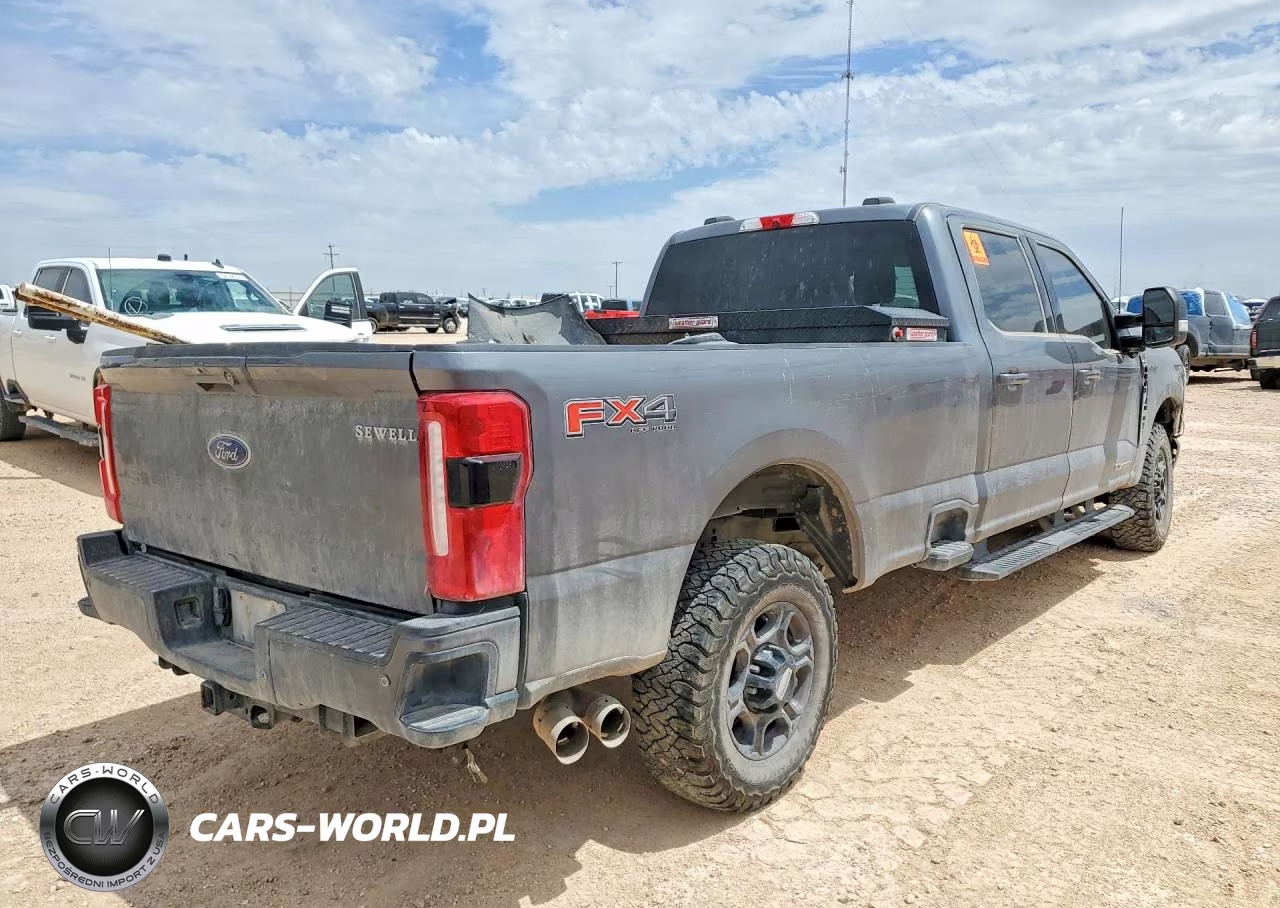 2024 Ford F250 Super Duty VIN:1FT8W2BTXRED14856 - 3