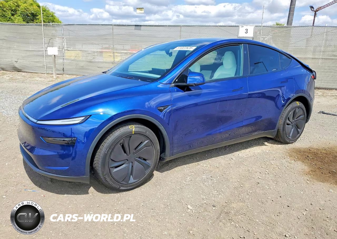 2026 Tesla Model Y – zdjęcie 1 z 13