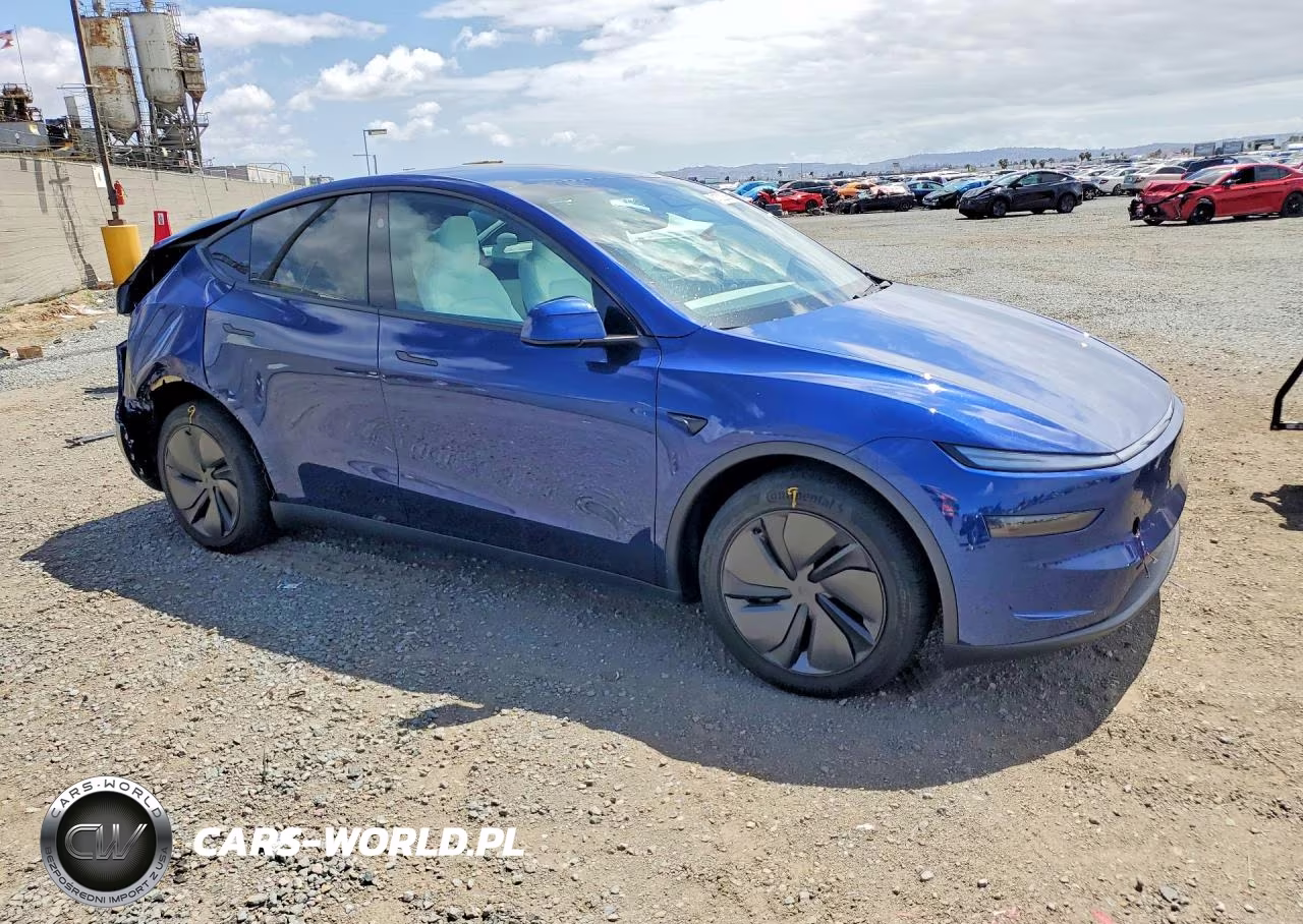 2026 Tesla Model Y VIN:7SAYGDEE2TF609237 - 4