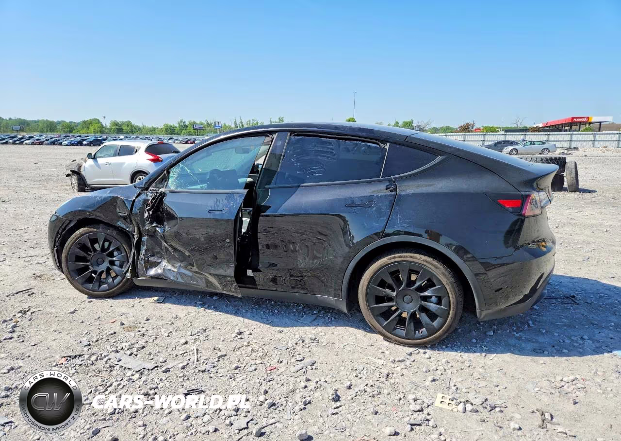 2021 Tesla Model Y VIN:5YJYGAEE0MF202403 - 2