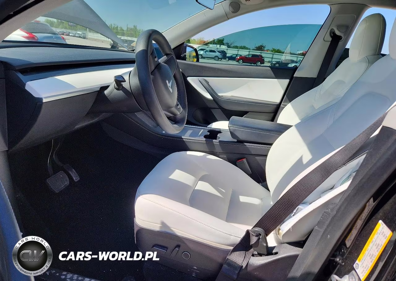 2021 Tesla Model Y VIN:5YJYGAEE0MF202403 - 7