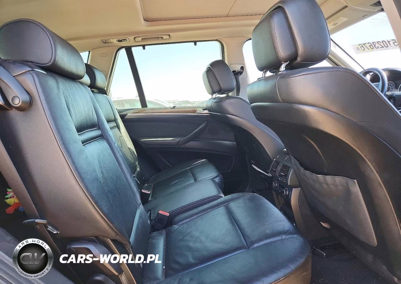 2012 BMW X5 xDrive35I VIN:5UXZV4C52CL987533 - 11