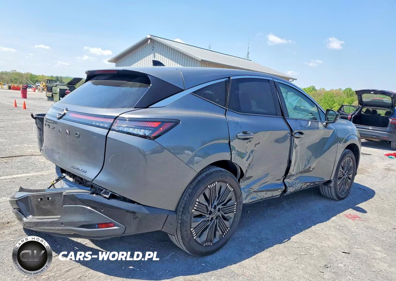 2026 Nissan Murano Platinum VIN:5N1AZ3DS9TC108364 - 3