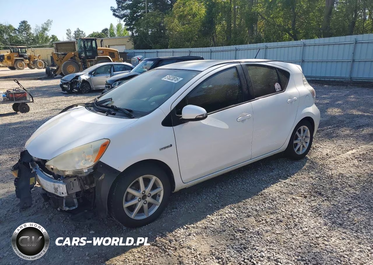 2013 Toyota Prius C Three