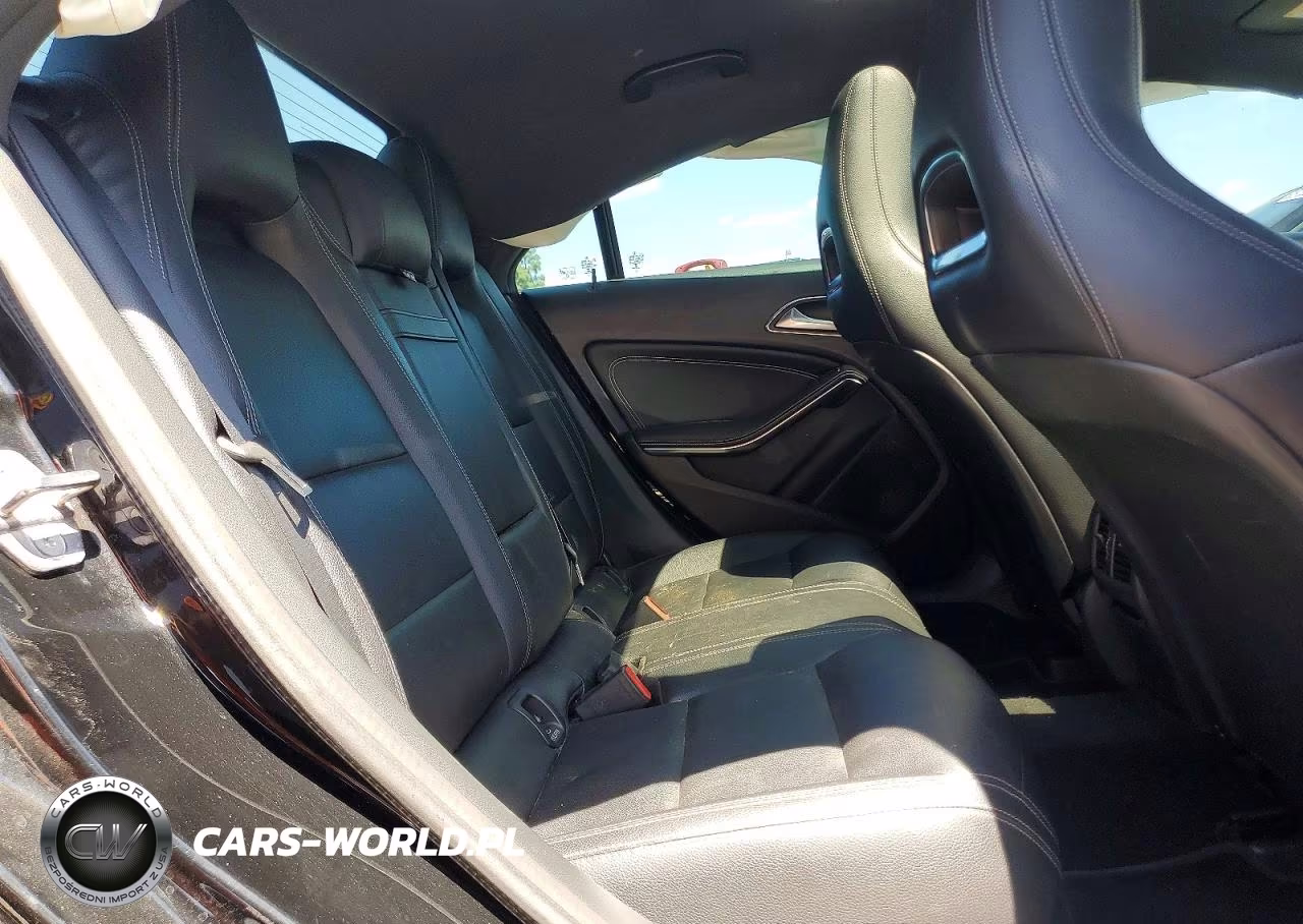 2019 Mercedes-Benz Cla 250 VIN:WDDSJ4EB7KN710967 - 10