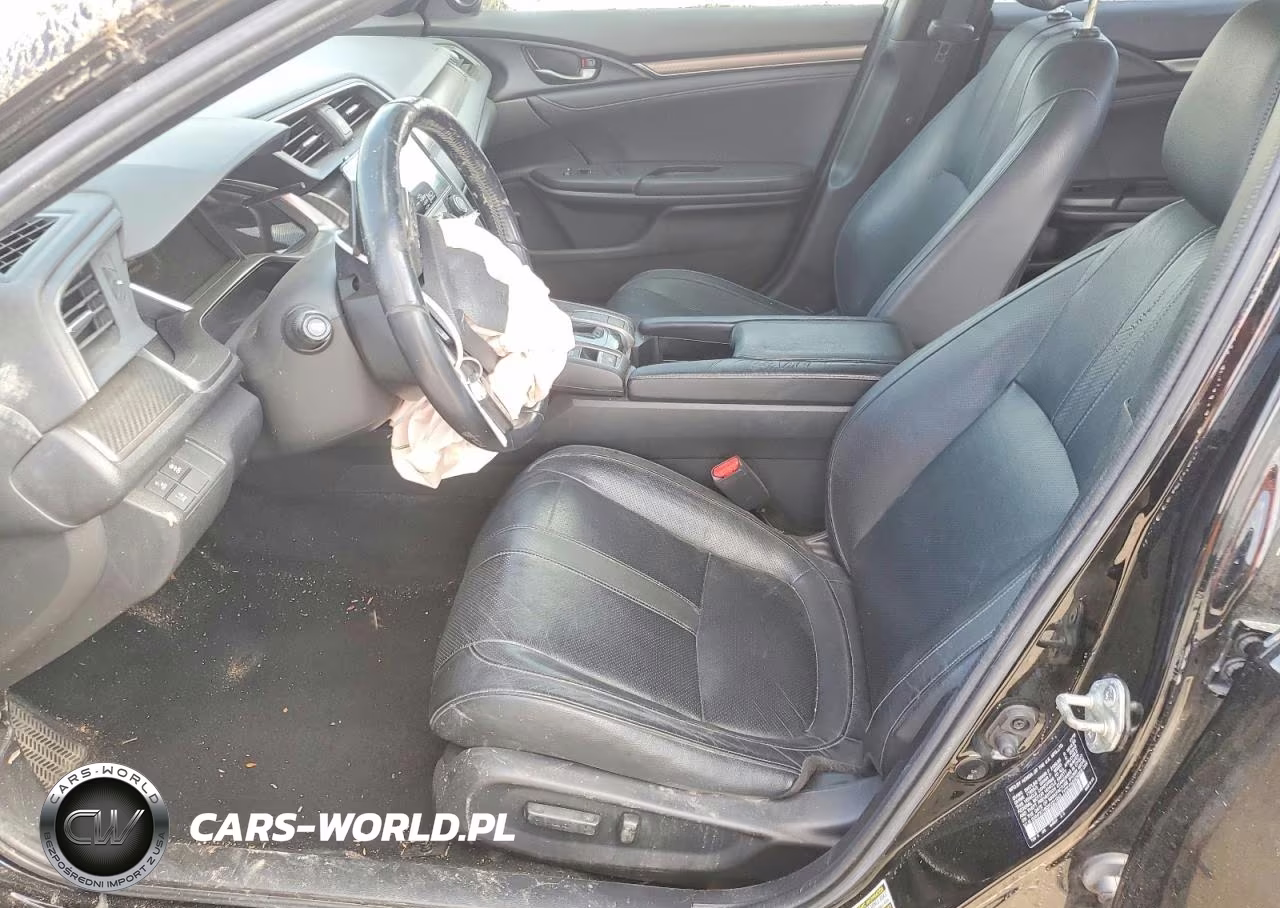 2019 Honda Civic Sport Touring VIN:SHHFK7H93KU211843 - 7