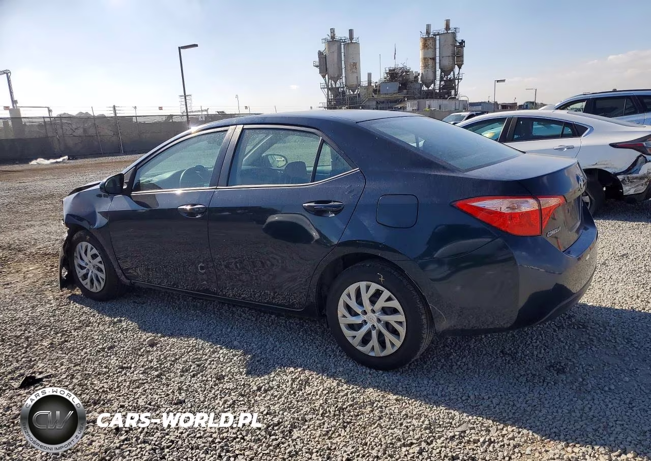 2019 Toyota Corolla Le VIN:2T1BURHE5KC152933 - 2