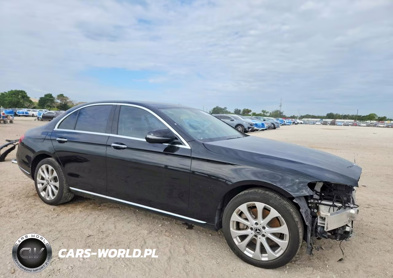 2018 Mercedes-Benz E 300 VIN:WDDZF4JB7JA372272 - 4