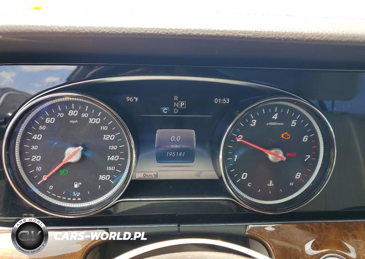 2018 Mercedes-Benz E 300 VIN:WDDZF4JB7JA372272 - 9