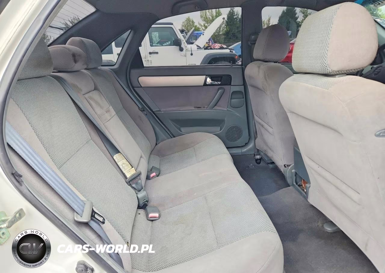 2008 Suzuki Forenza Base VIN:KL5JD56Z58K927917 - 10