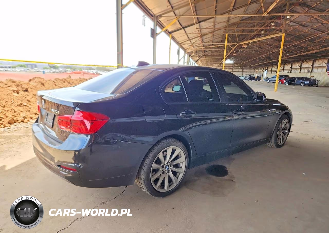 2018 BMW 320 Xi VIN:WBA8A3C5XJA489332 - 3