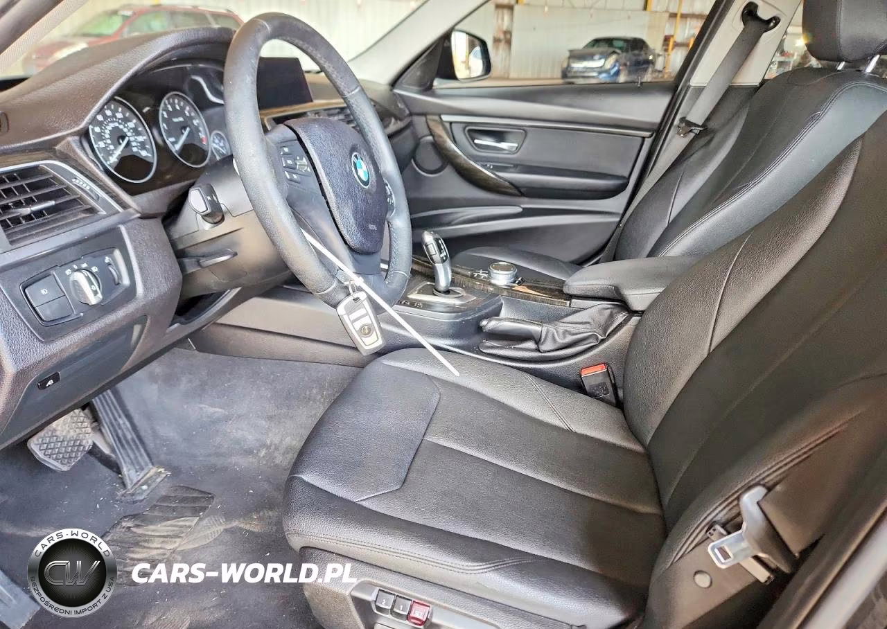 2018 BMW 320 Xi VIN:WBA8A3C5XJA489332 - 7