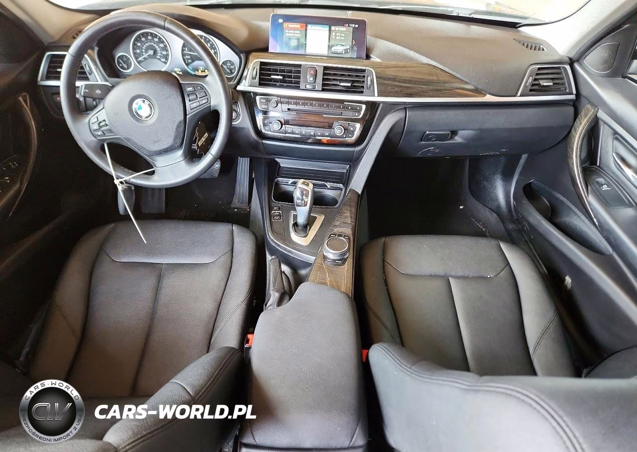 2018 BMW 320 Xi VIN:WBA8A3C5XJA489332 - 8