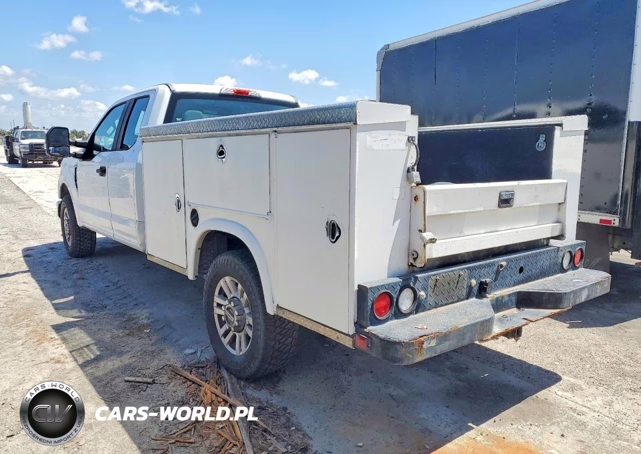 2019 Ford F250 Super Duty VIN:1FD7X2A67KEC36493 - 3