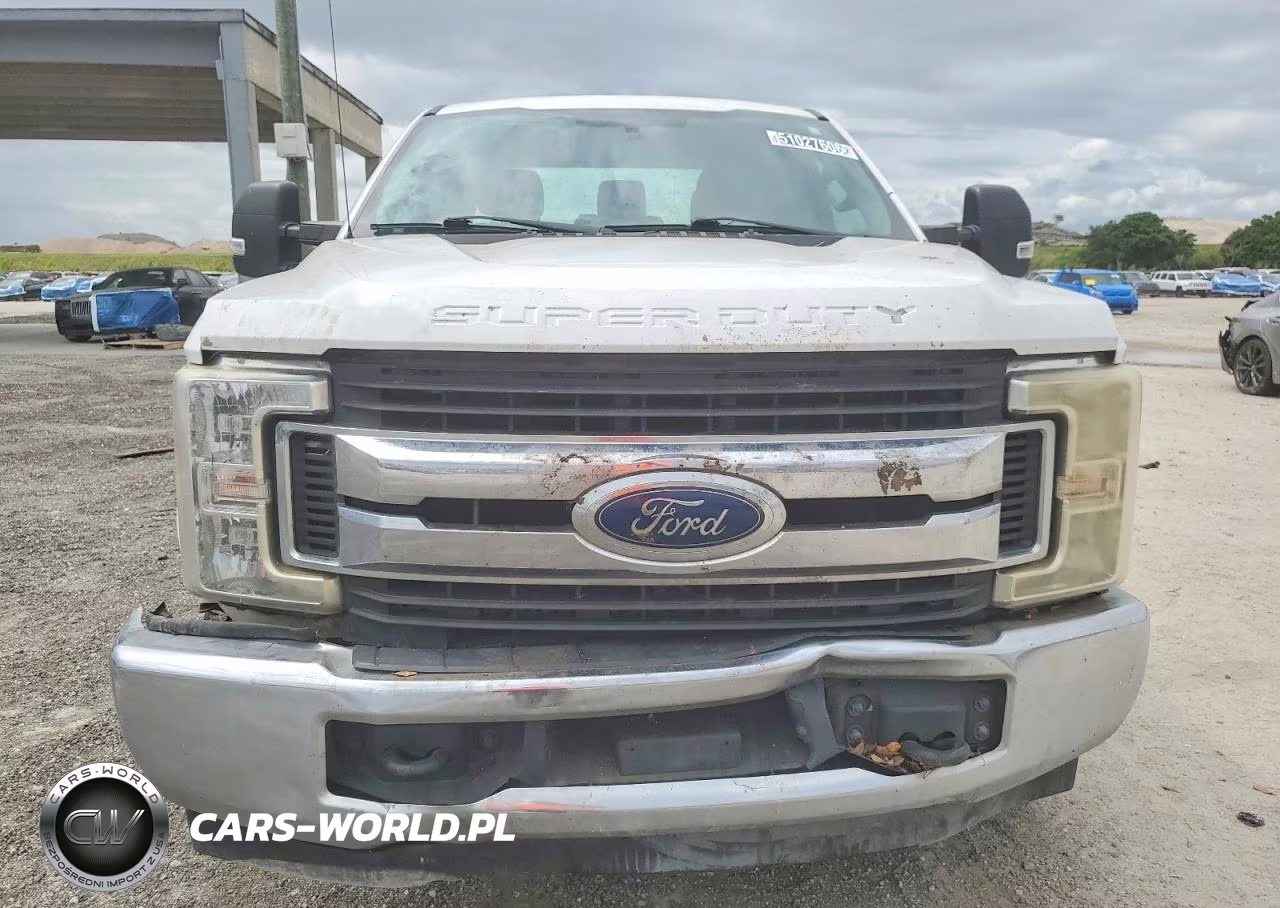2019 Ford F250 Super Duty VIN:1FD7X2A67KEC36493 - 9