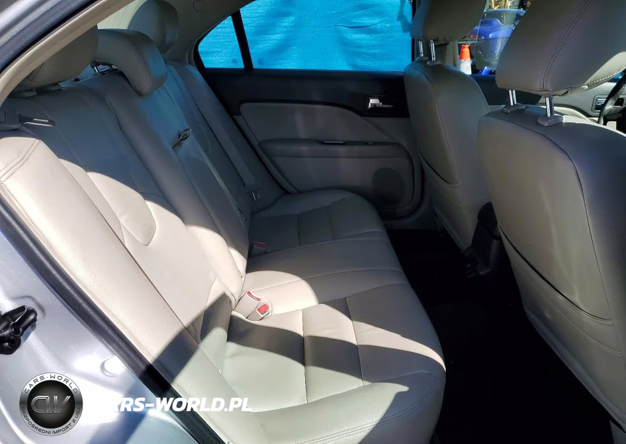 2011 Ford Fusion Hybrid VIN:3FADP0L3XBR309843 - 10