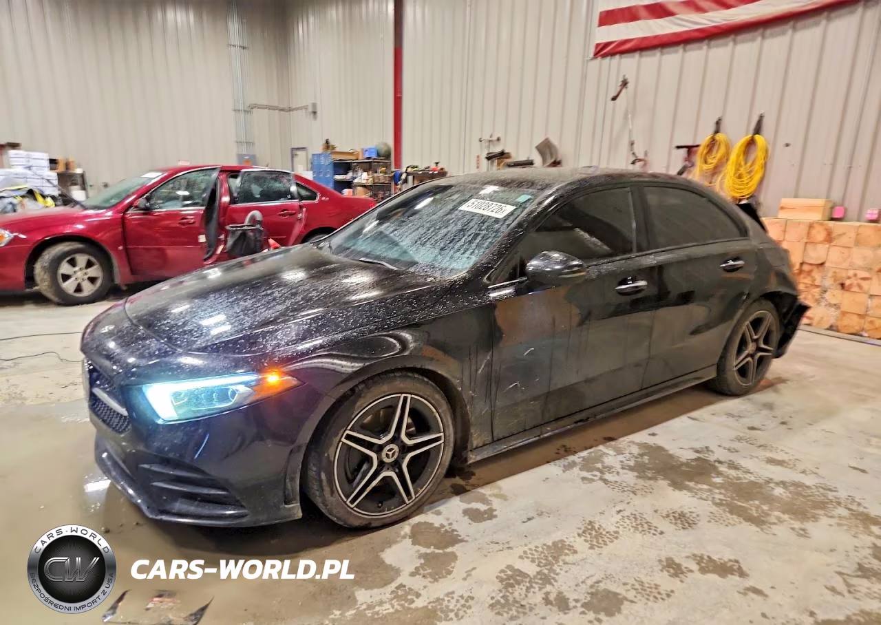 2019 Mercedes-Benz A 220 – zdjęcie 1 z 12