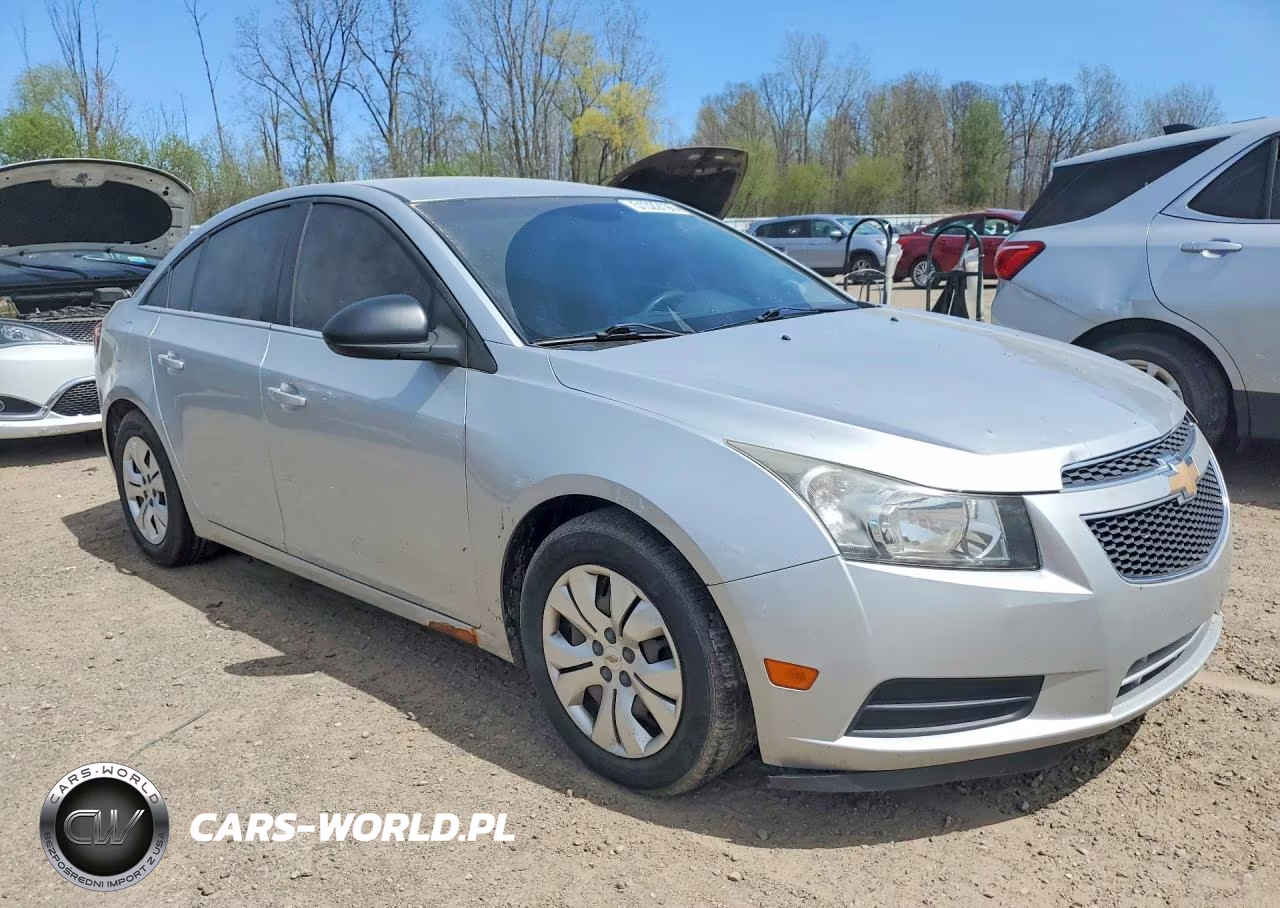 2012 Chevrolet Cruze Ls VIN:1G1PC5SH2C7155093 - 4