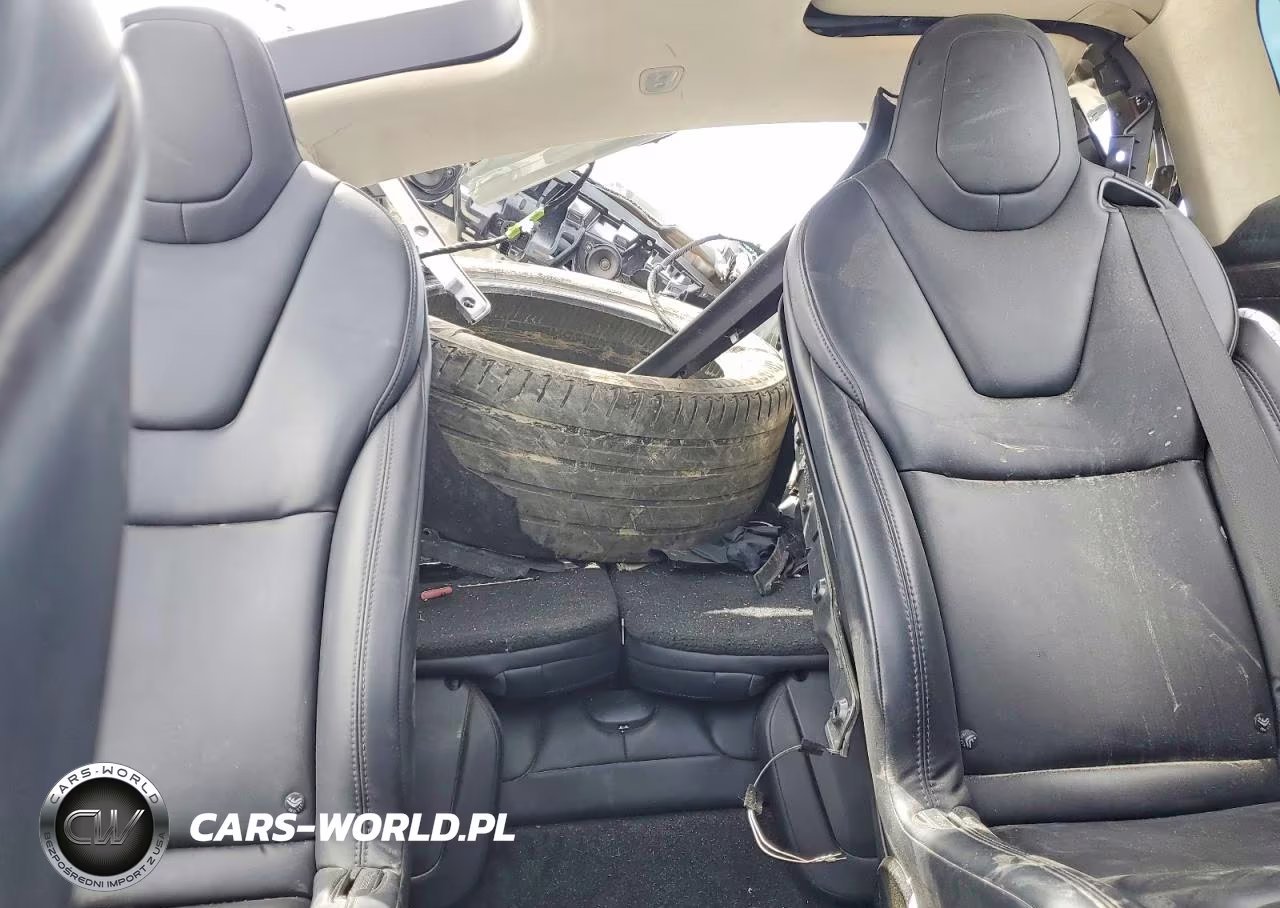 2018 Tesla Model X VIN:5YJXCBE24JF112993 - 10