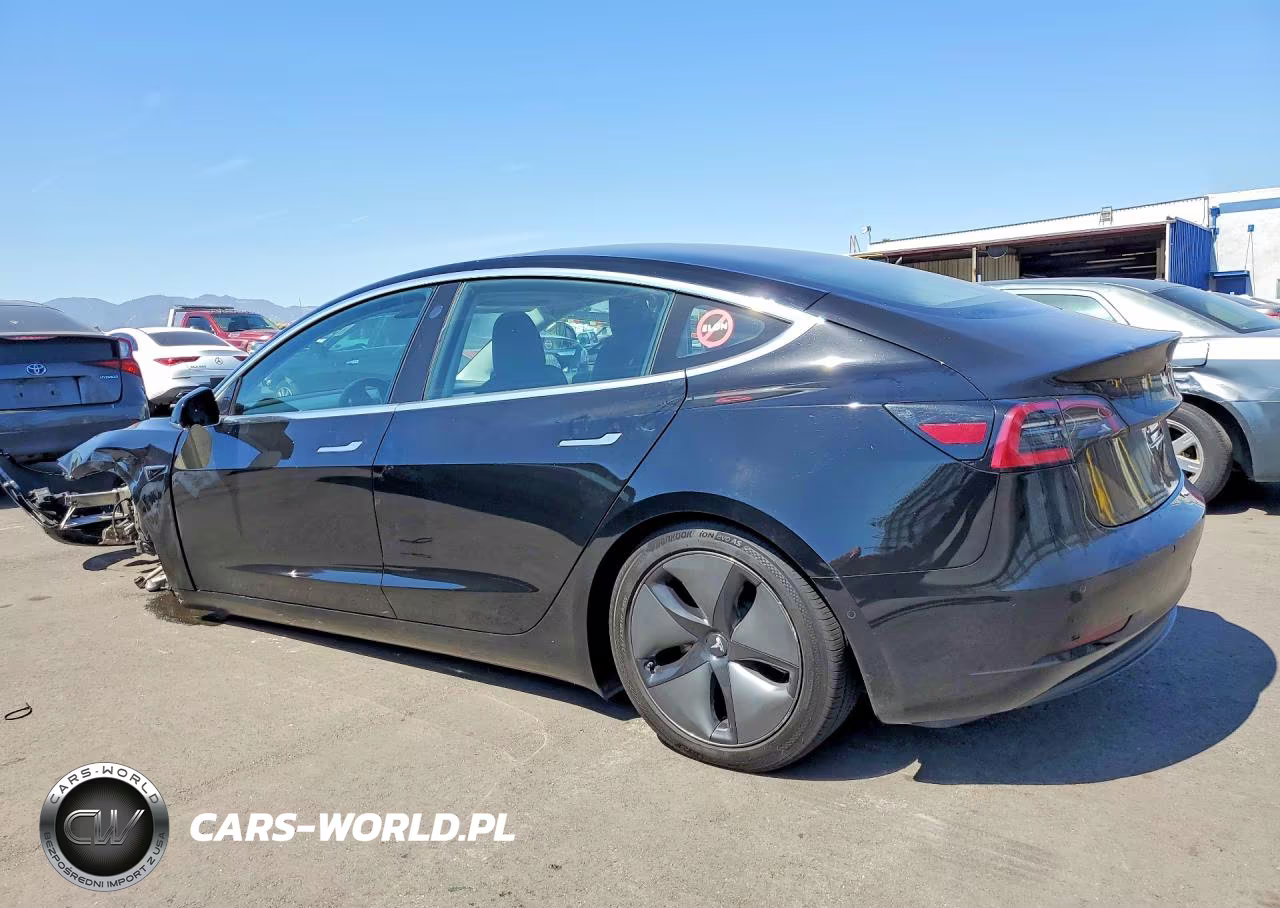 2018 Tesla Model 3 VIN:5YJ3E1EA8JF123067 - 2