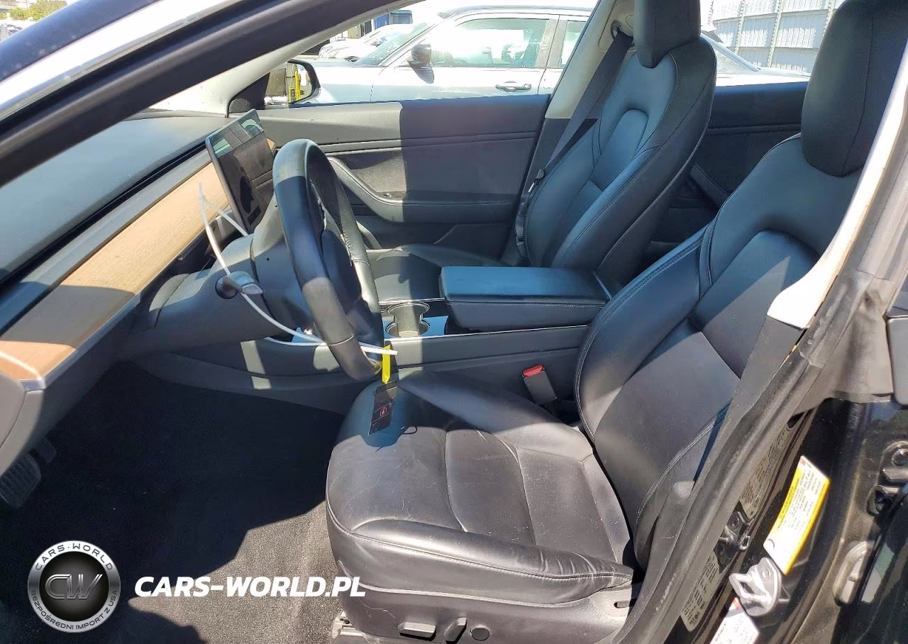 2018 Tesla Model 3 VIN:5YJ3E1EA8JF123067 - 7