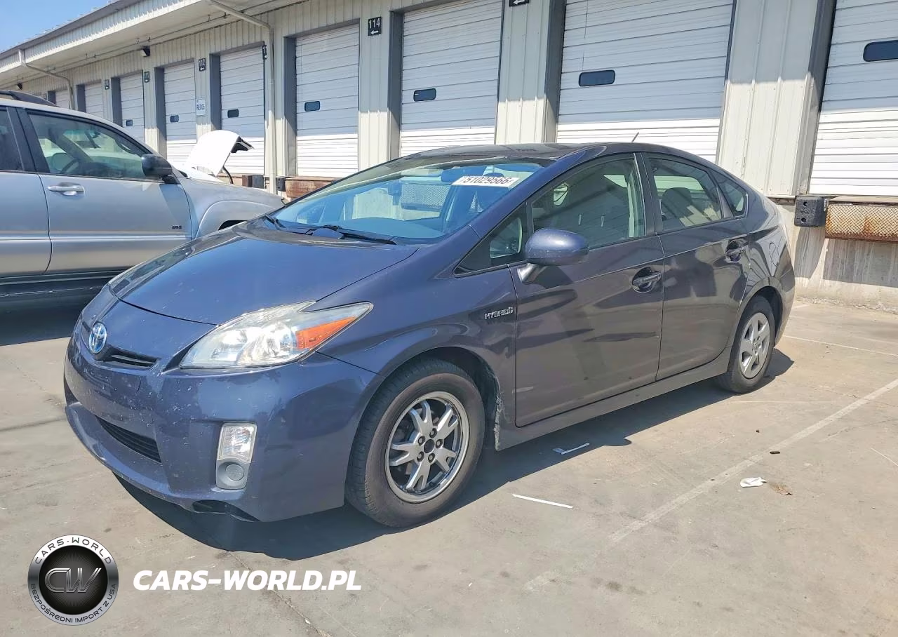 2011 Toyota Prius Two