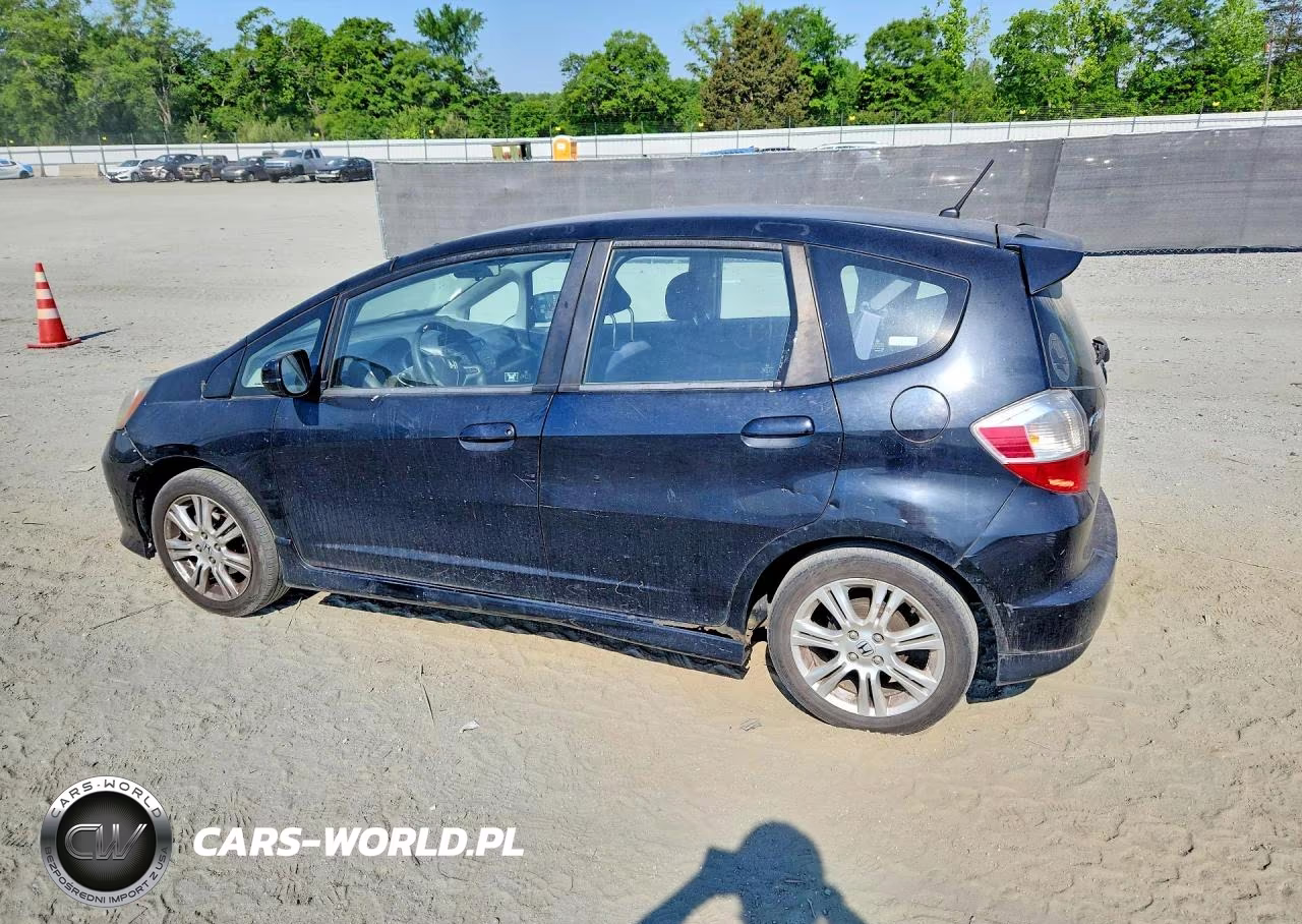 2009 Honda Fit Sport VIN:JHMGE874X9S025642 - 2