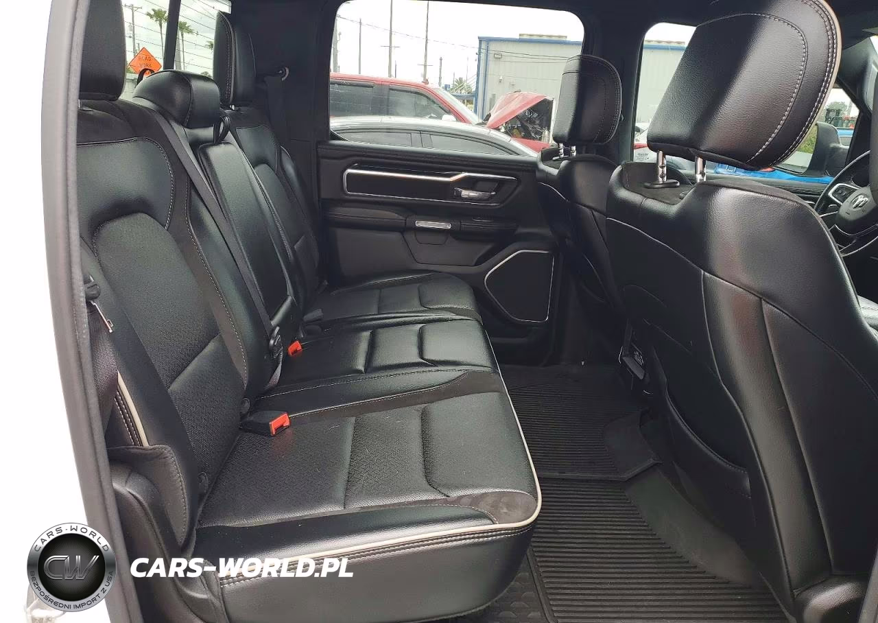 2022 Ram 1500 Laramie VIN:1C6RRERT6NN377490 - 10