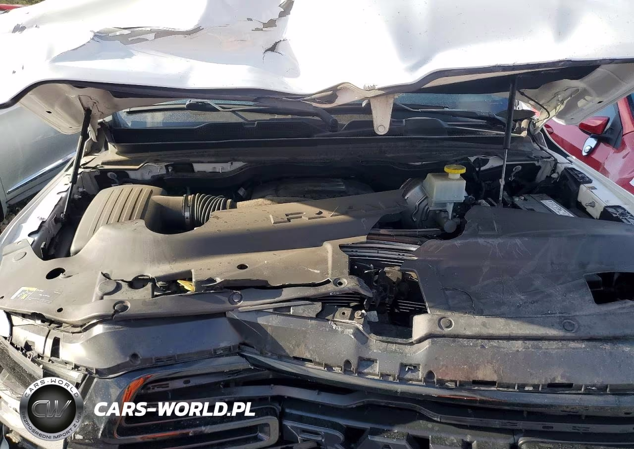 2022 Ram 1500 Laramie VIN:1C6RRERT6NN377490 - 11