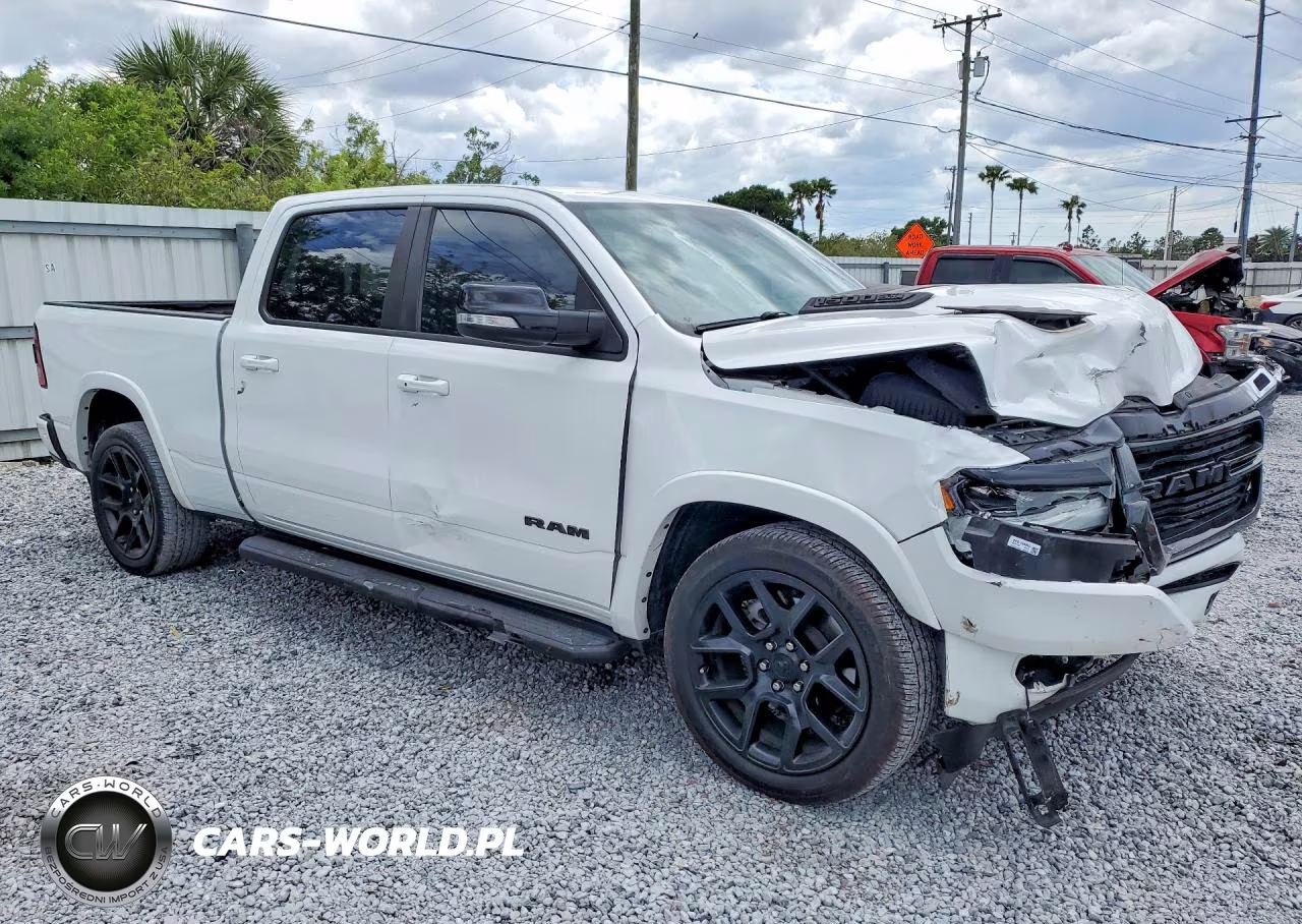 2022 Ram 1500 Laramie VIN:1C6RRERT6NN377490 - 4