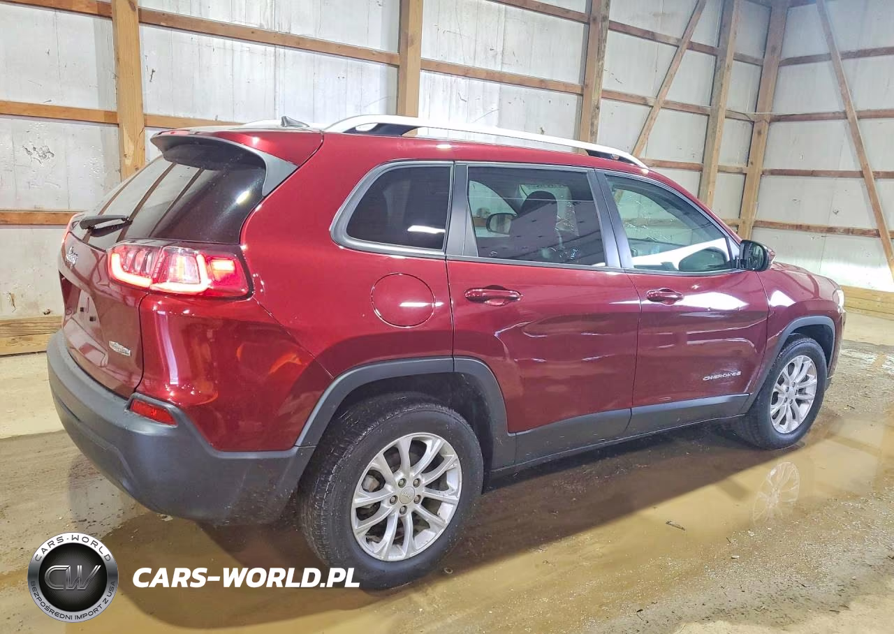 2020 Jeep Cherokee Latitude VIN:1C4PJLCB2LD525374 - 3